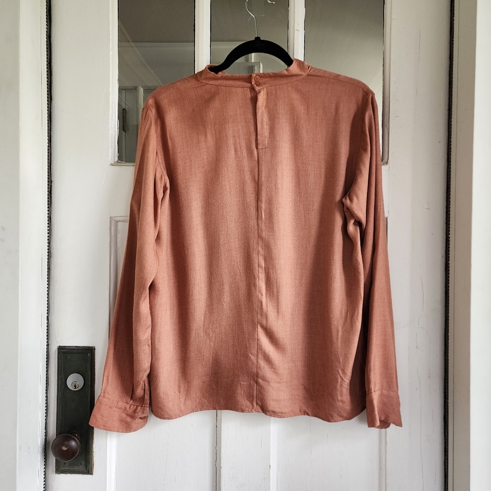 Uniqlo Long Sleeve Rayon Blouse, Sz M - Picture 4 of 12